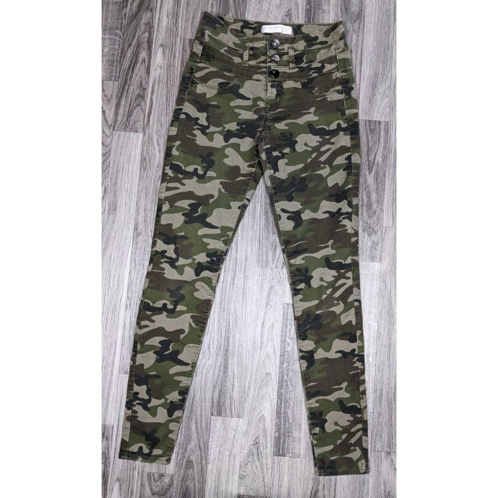 (3/$35) NOBO No Boundaries Juniors Size 3 Camouflage Camo Skinny Denim Jeans